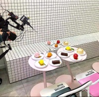 搭建网红餐饮矩阵,「LROOM」从代人孵化和自有品牌两方面来完成