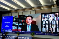 经济学家樊纲:制造业和基础设施建设恢复较快,服务业仍然比较慢
