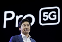 小米这一年:5G手机求稳,IoT面临强敌