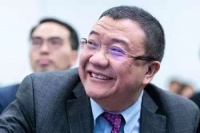 从陆正耀和徐和谊，我摸到了一串“校友经济”瓜