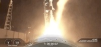 SpaceX正式开启「太空拼车」时代:第九批一箭61颗,起步价仅100万美元