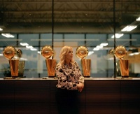 NBA 湖人队总裁珍妮·巴斯：用商业头脑经营球队（上）