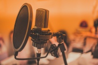 一季度净亏7000万，TIYA会是荔枝FM的好选择吗？